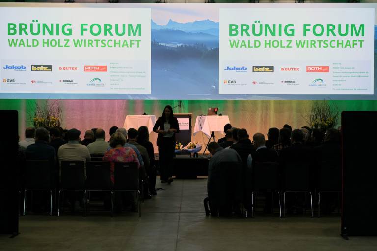 2026.01.30_Bruenig-Forum-People-3